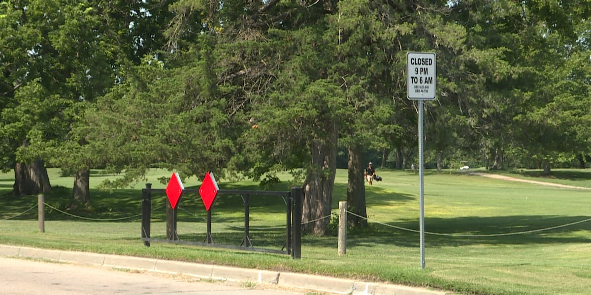 Sim Park Rizzo City closes Sim Park entrance at night to curb reckless driving
