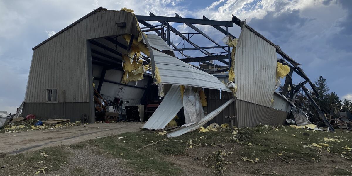 Sunday’s severe storms dropped 16 tornadoes on Kansas, 7 rated EF3 by NWS Sunday’s severe storms dropped 16 tornadoes on Kansas, 7 rated EF3 by NWS