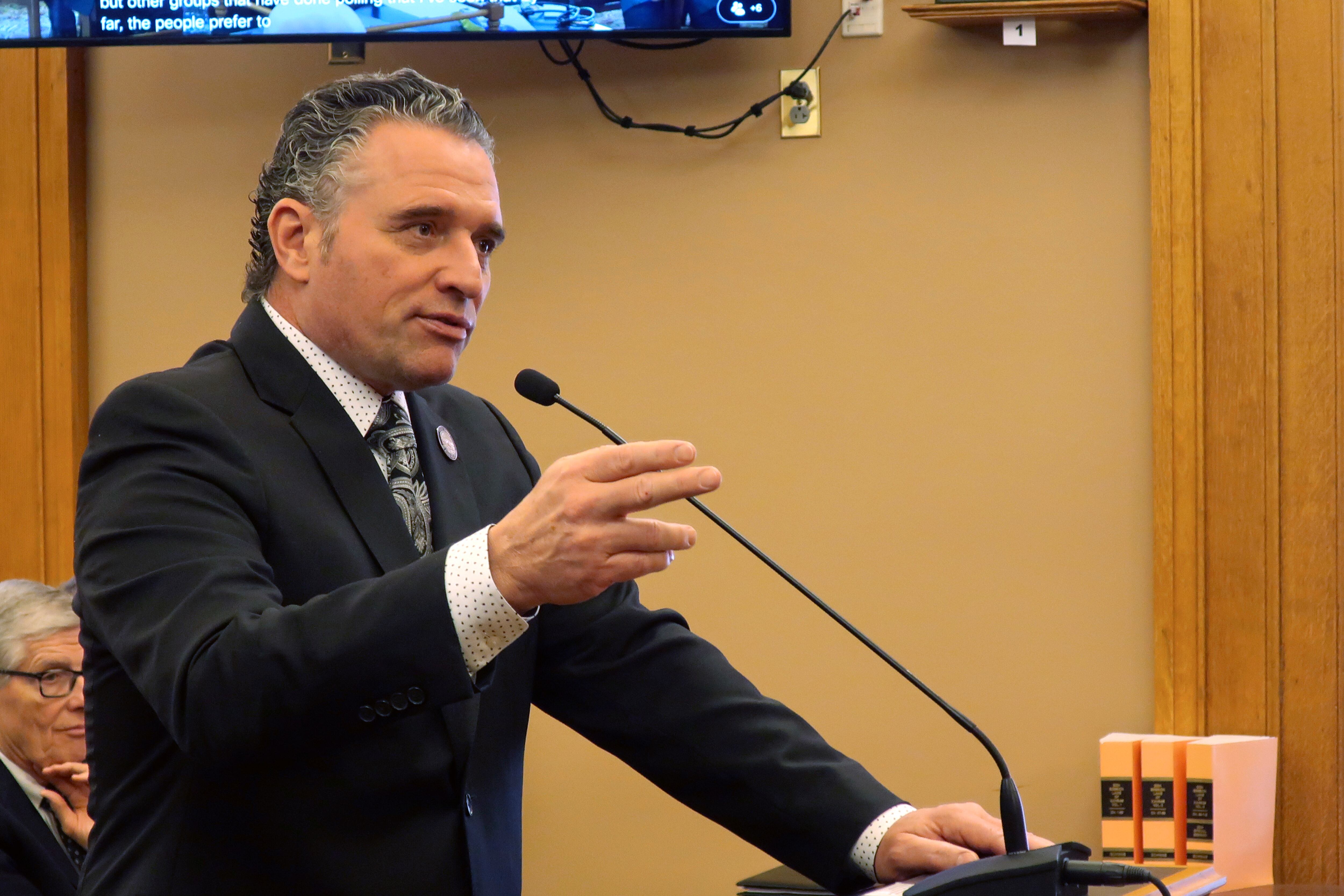 Masterson moves on : Senate president gets GOP nod in governor race