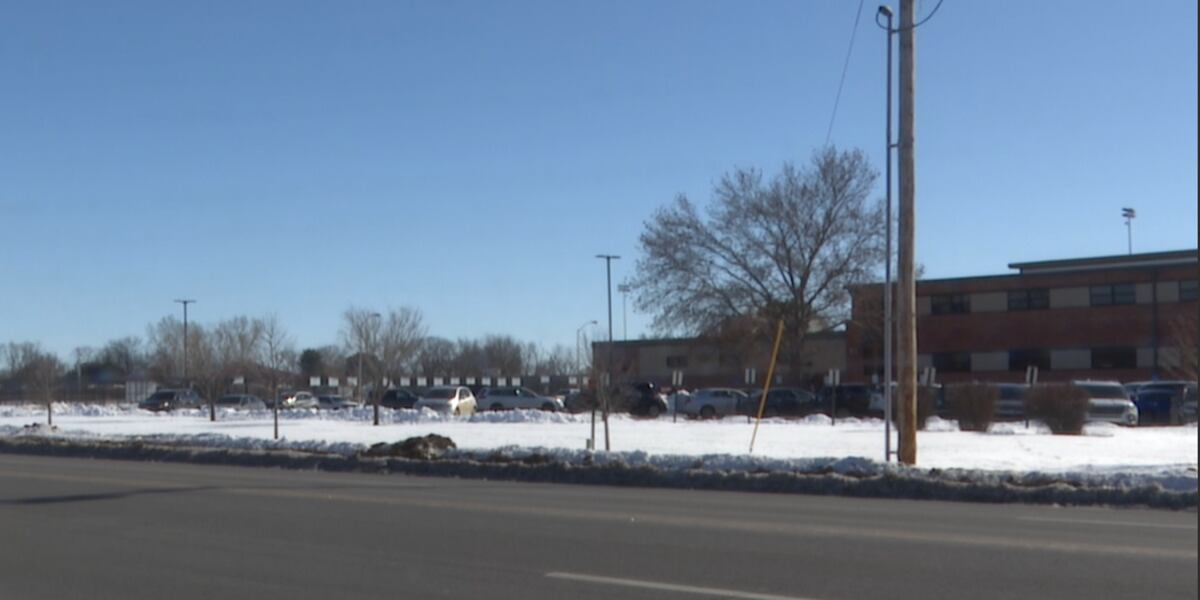 Too cold for school? Districts across Kansas face winter weather dilemma Too cold for school? Districts across Kansas face winter weather dilemma